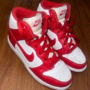High Top Dunk size 2y